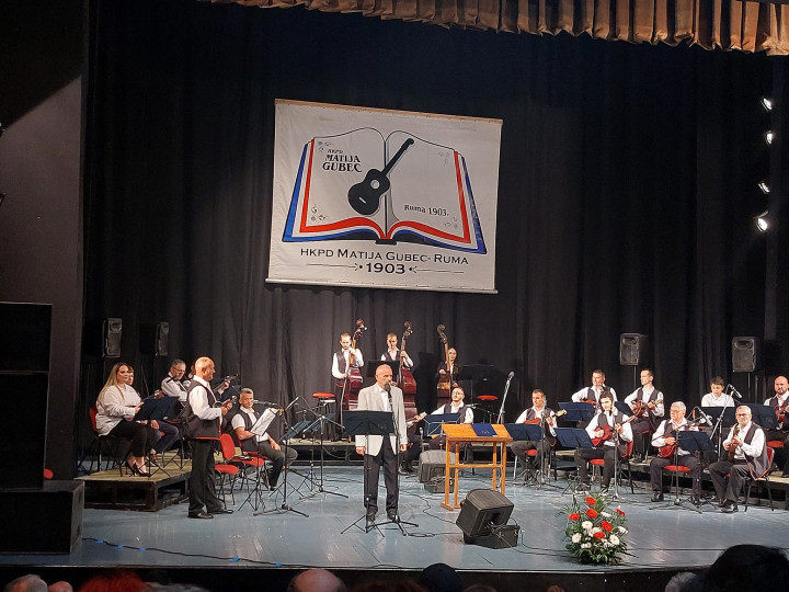 Godišnji koncert Velikog tamburaškog orkestra HKPD-a Matija Gubec iz Rume