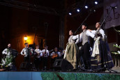 Folkloraši HKC-a Bunjevačko kolo iz Subotice na festivalu Leron