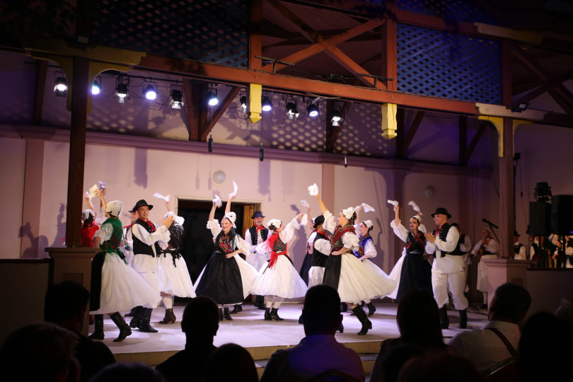 Gostovanje Folklornog ansambla Zagreb-Markovac